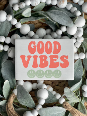 GOOD VIBES MINI WOOD SIGN DECOR